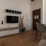 شقة Tuanfitrion Zafiro Elvira Centre