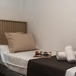 Tuanfitrion Zafiro Elvira Centre *