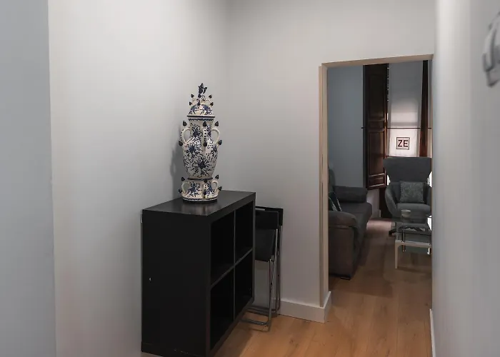 Tuanfitrion Zafiro Elvira Centre Appartement